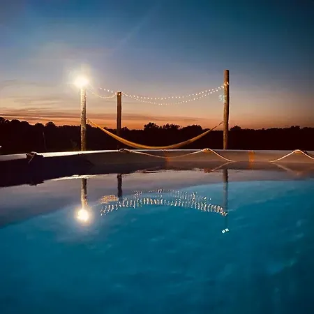 Bed & Breakfast La Bruyere - - Tréban