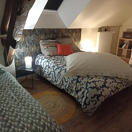 Bed & Breakfast La Bruyere - - *