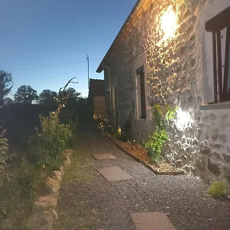 La Bruyere - - Bed & Breakfast Treban (Allier)